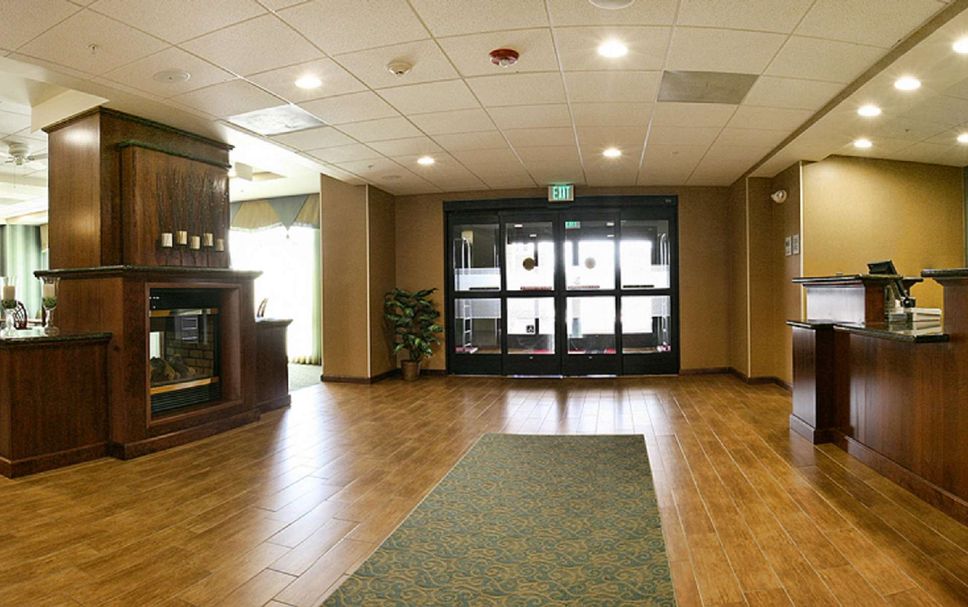 Front desk Photo
