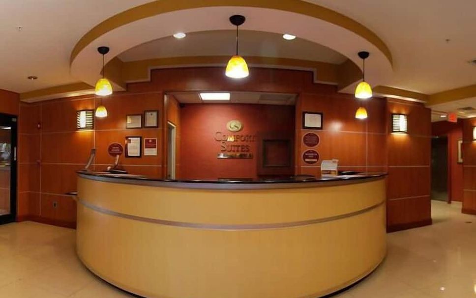 Front desk Photo