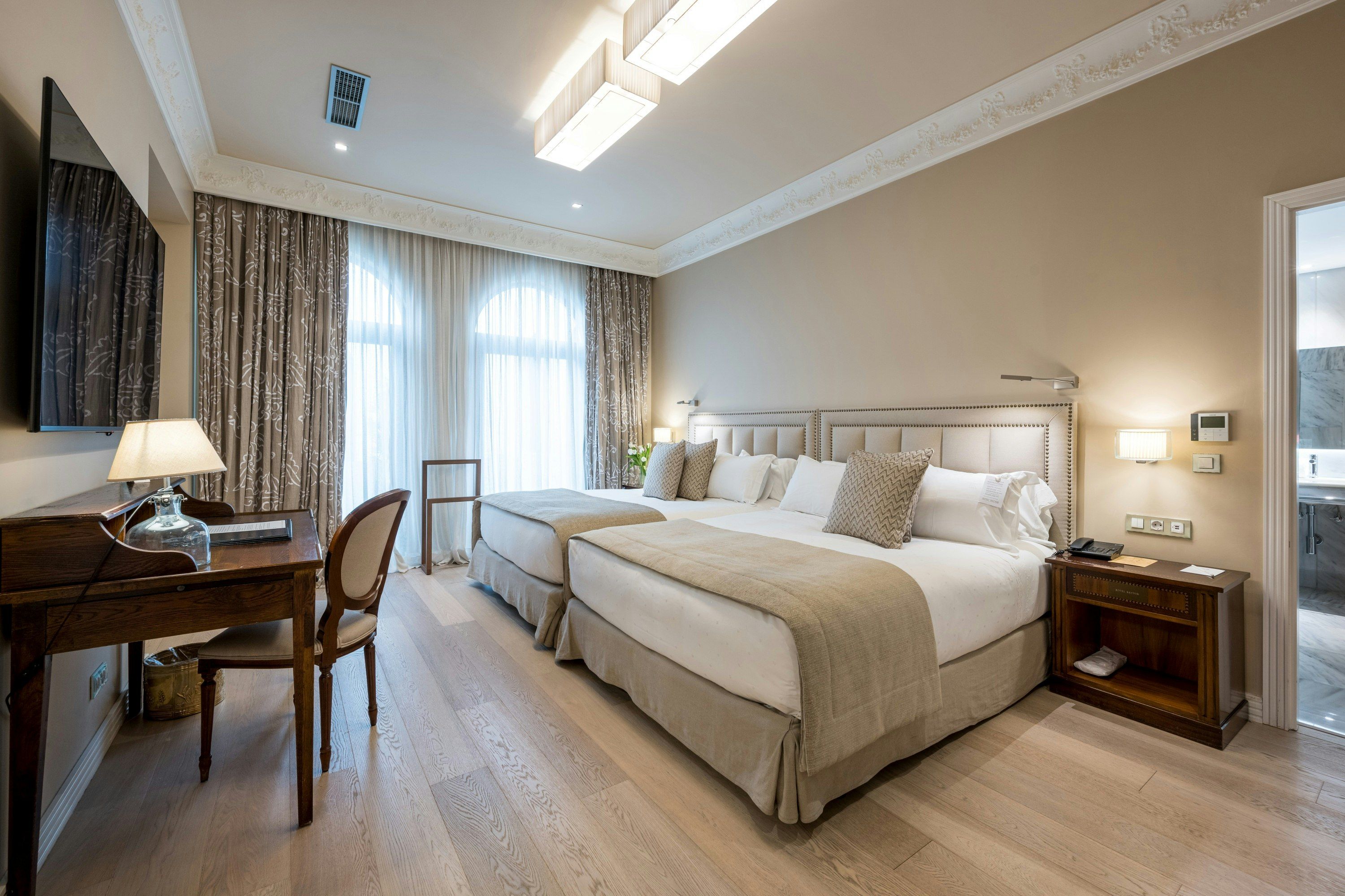 Hotel amenity