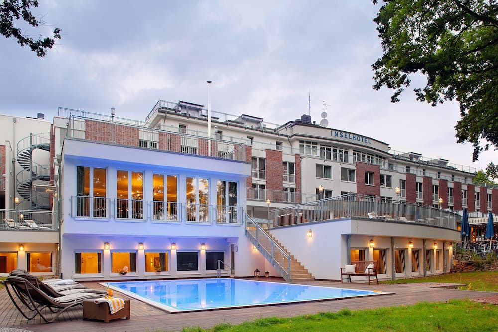 Gebäude