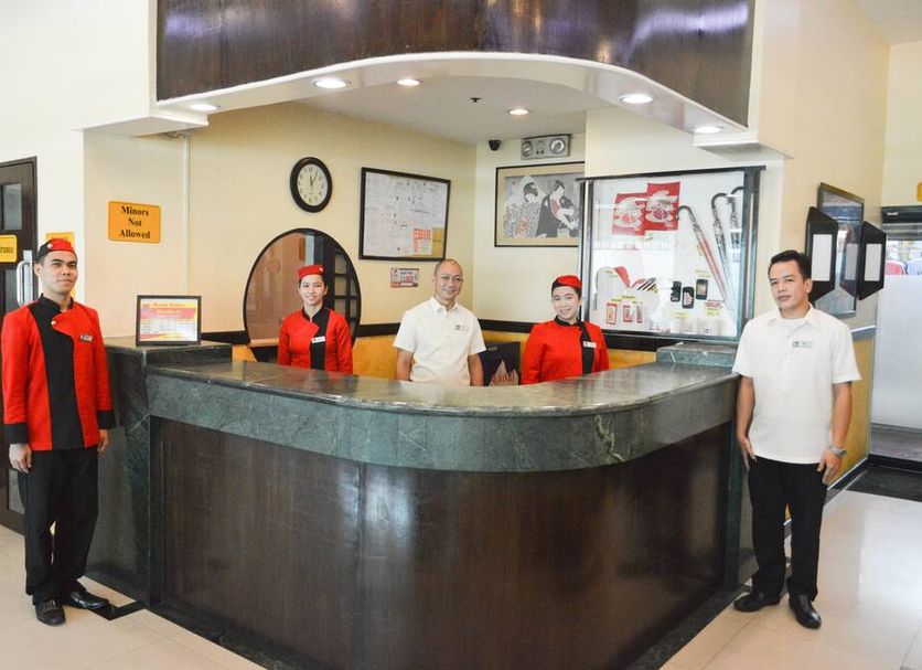 Front desk Photo