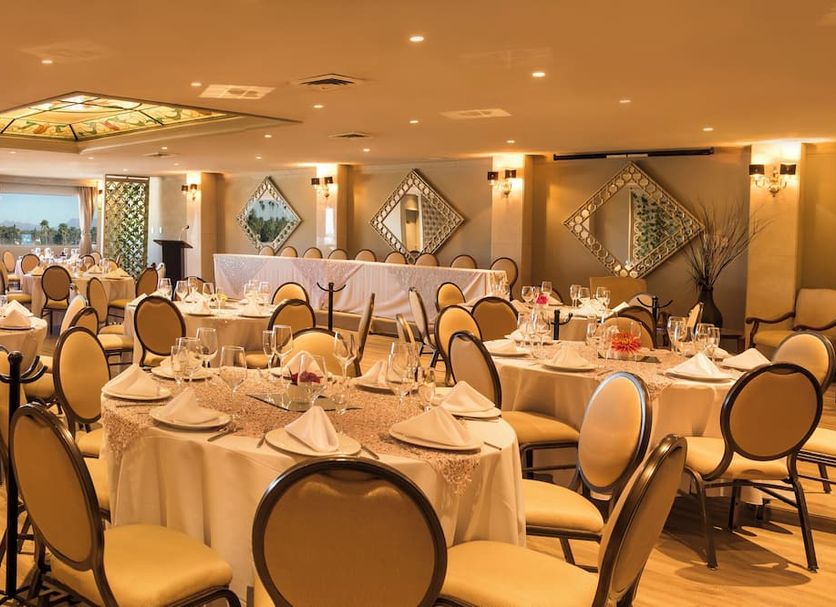 Banquet hall Photo