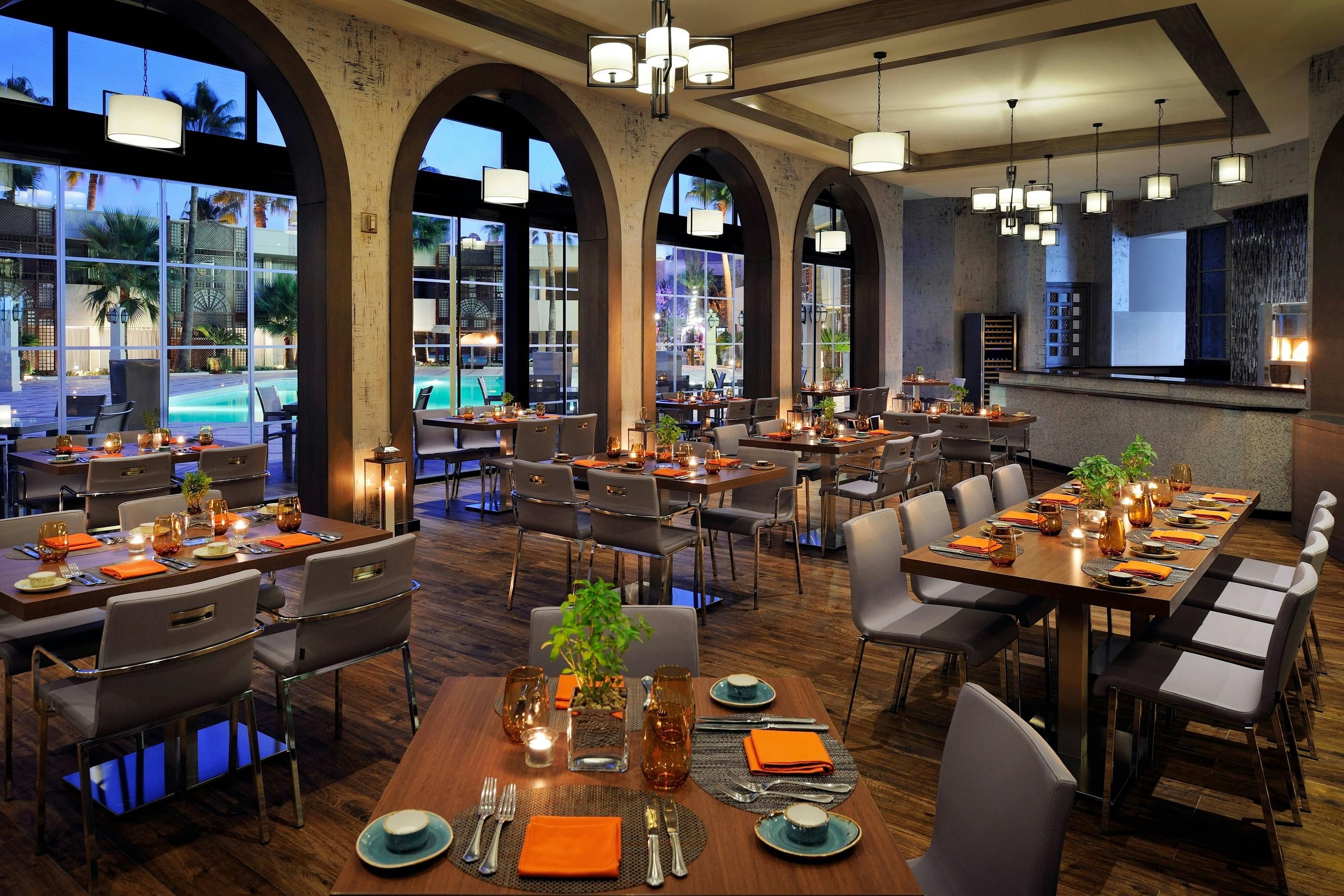 Restaurant Photo
