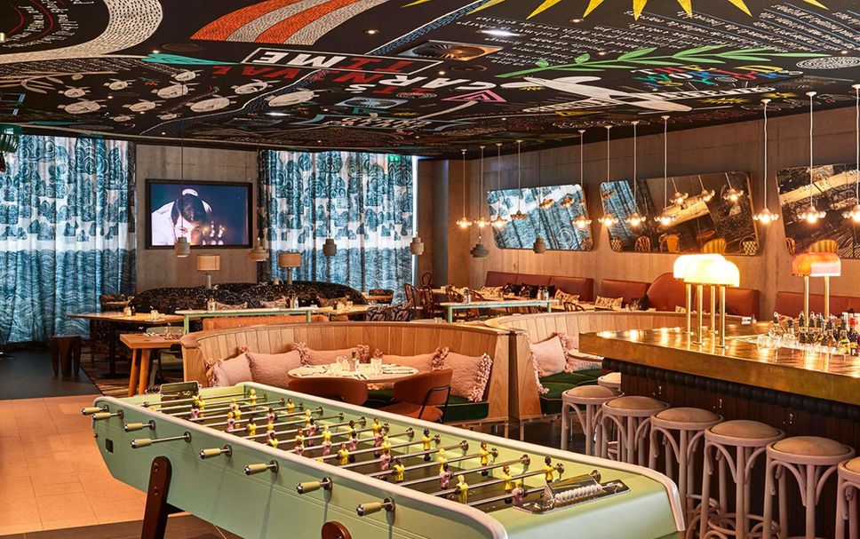 Bar Photo