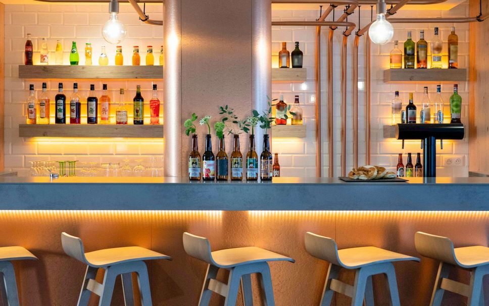 Bar Photo