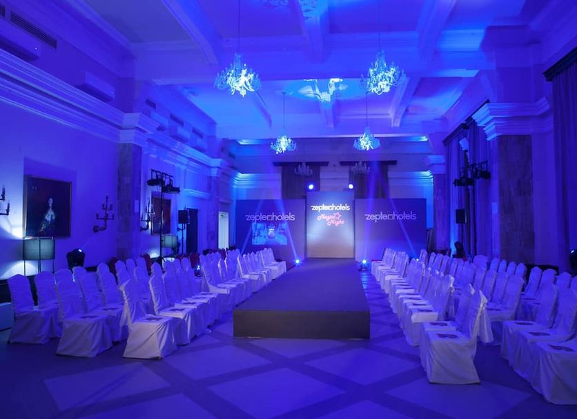 Banquet hall Photo