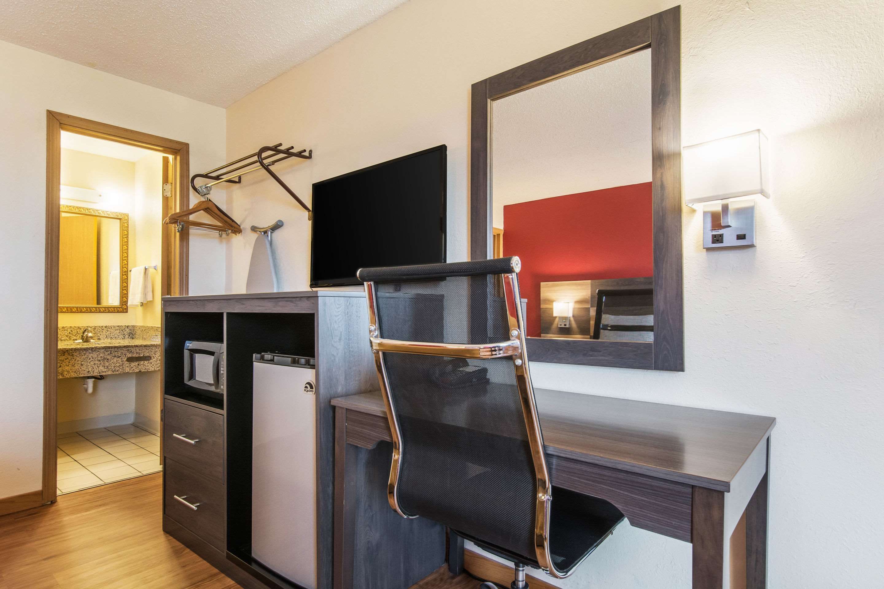 Room amenity