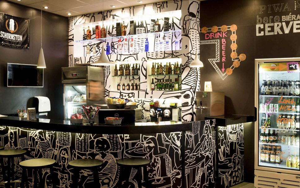 Bar Photo