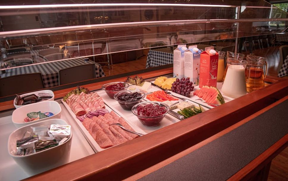 Buffet Photo