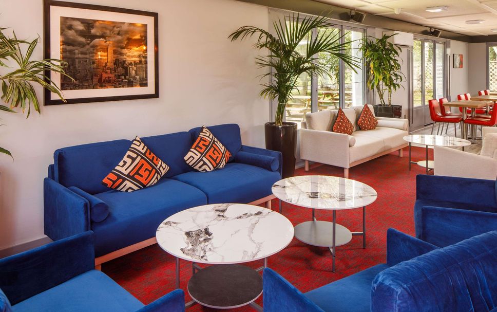 Lounge Photo