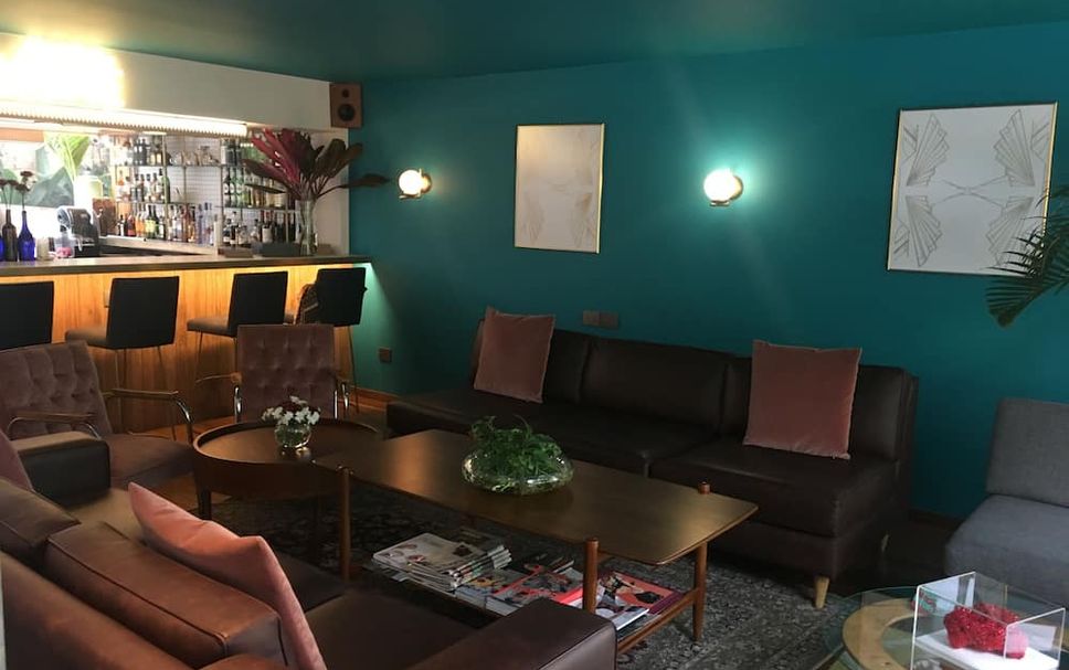Lounge Photo