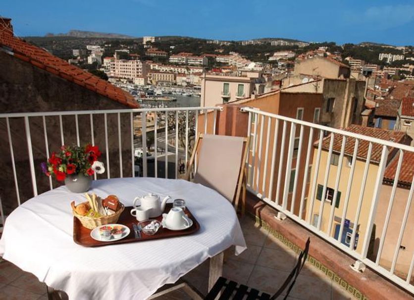 Balcony Photo