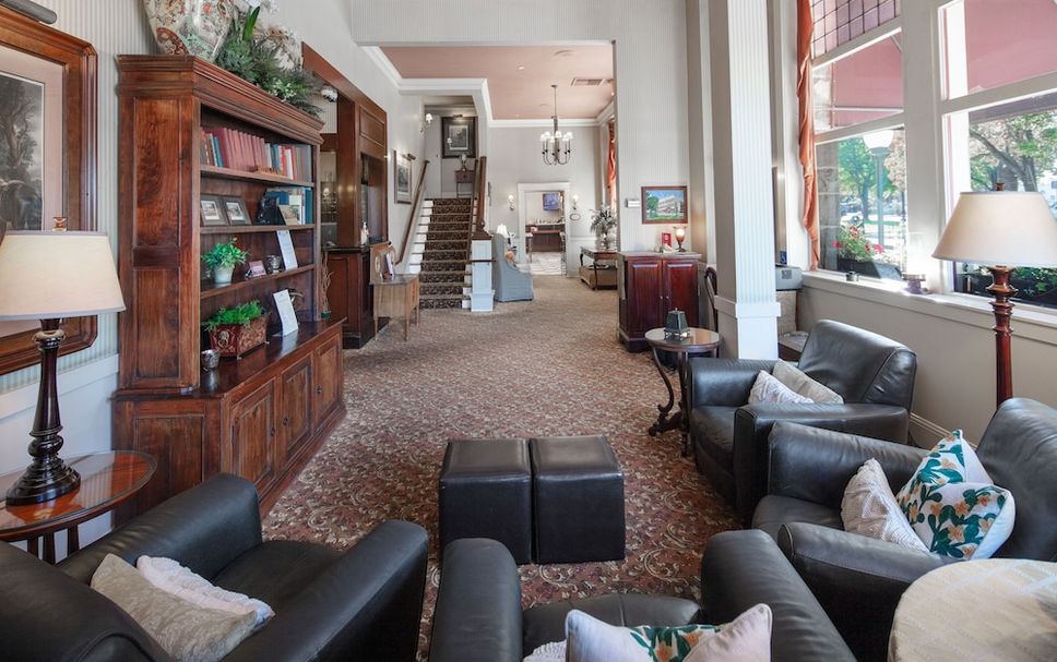 Lounge Photo