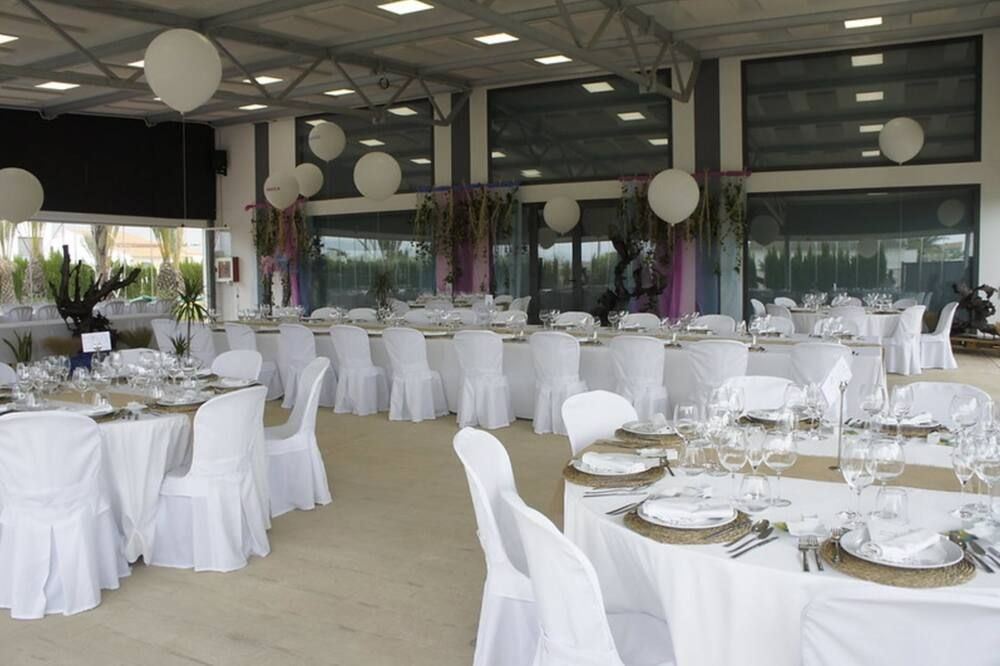 Banquet hall