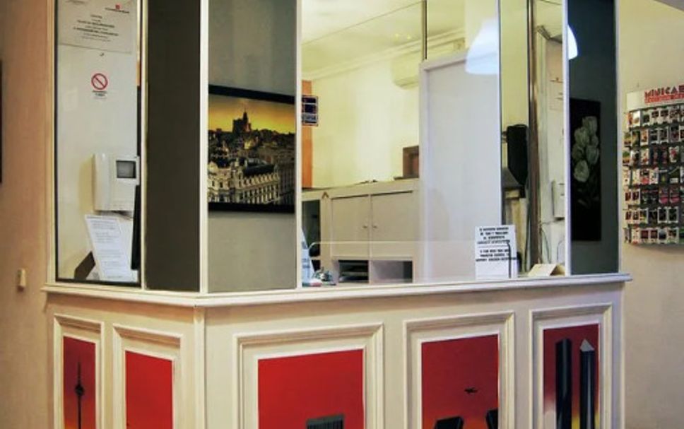 Front desk Photo