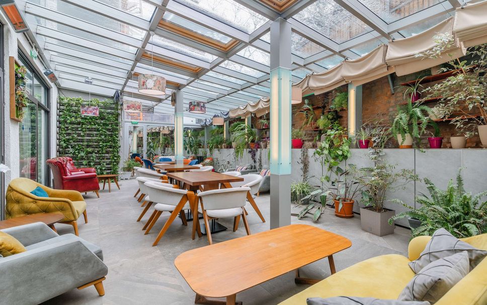 Restaurant Photo