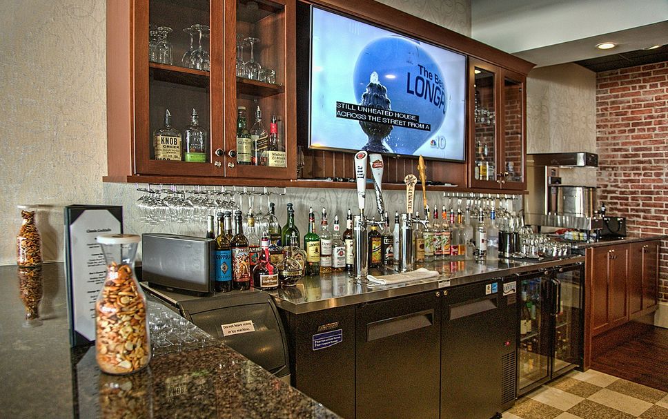 Bar Photo