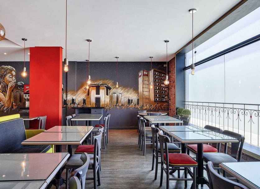 Restaurant Photo