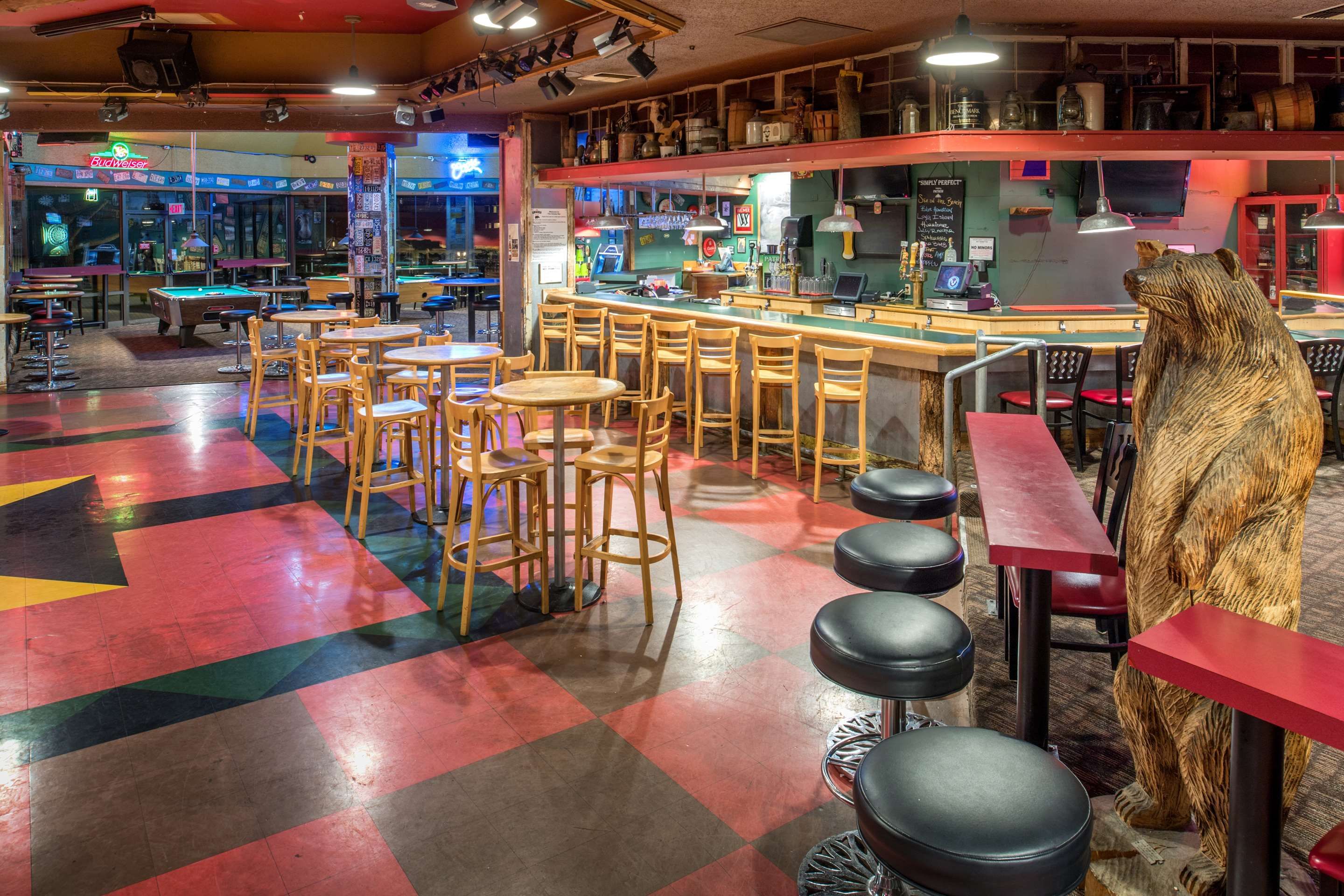 Bar
