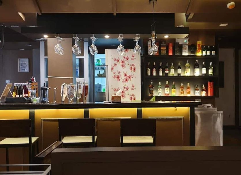 Bar Photo