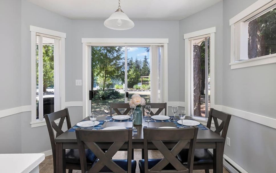 Dining room Photo