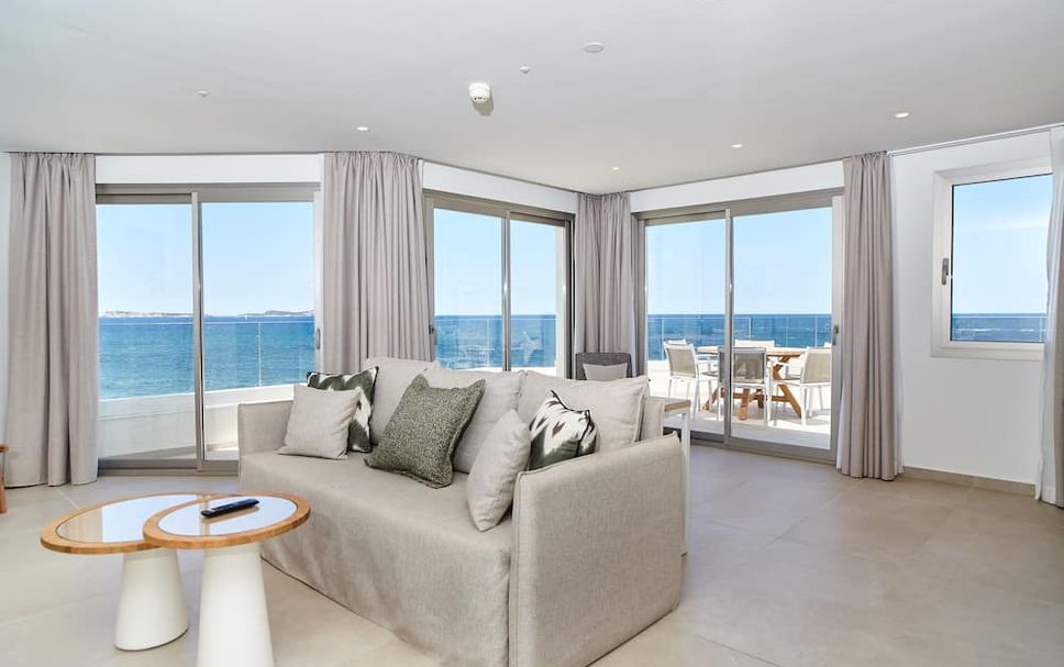 Living room Photo