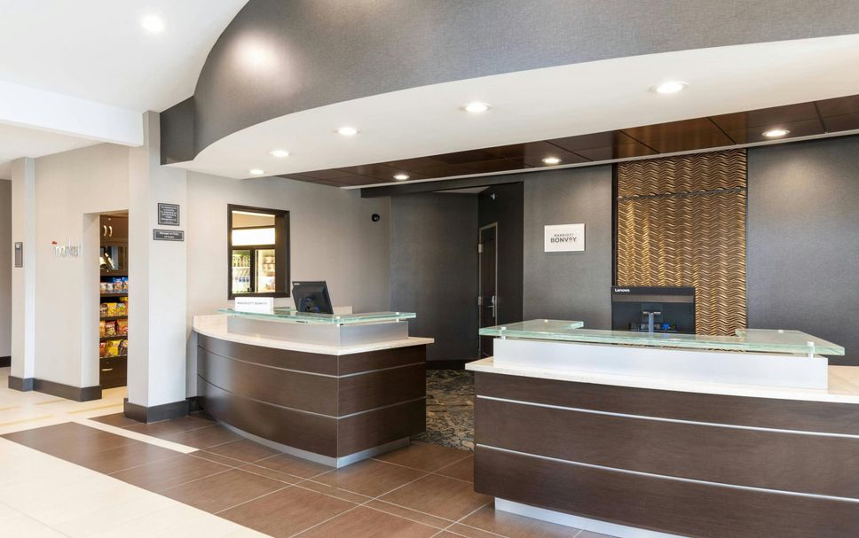 Front desk Photo