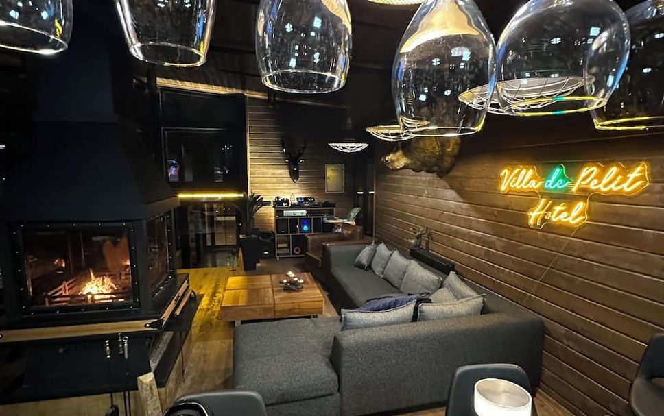 Lounge Photo
