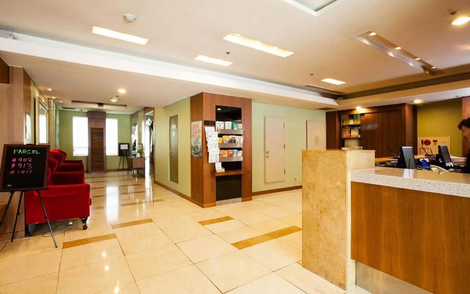 Front desk Photo