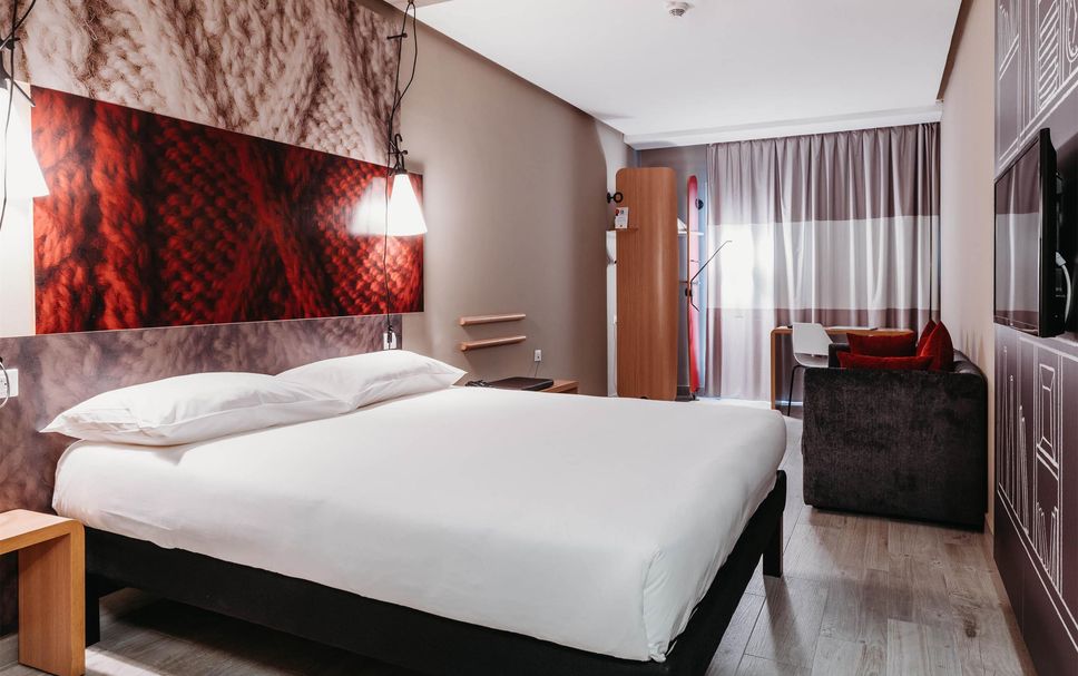Bedroom Photo