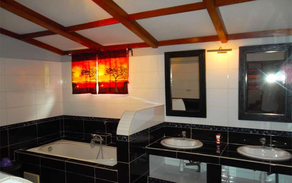 Bathroom Photo