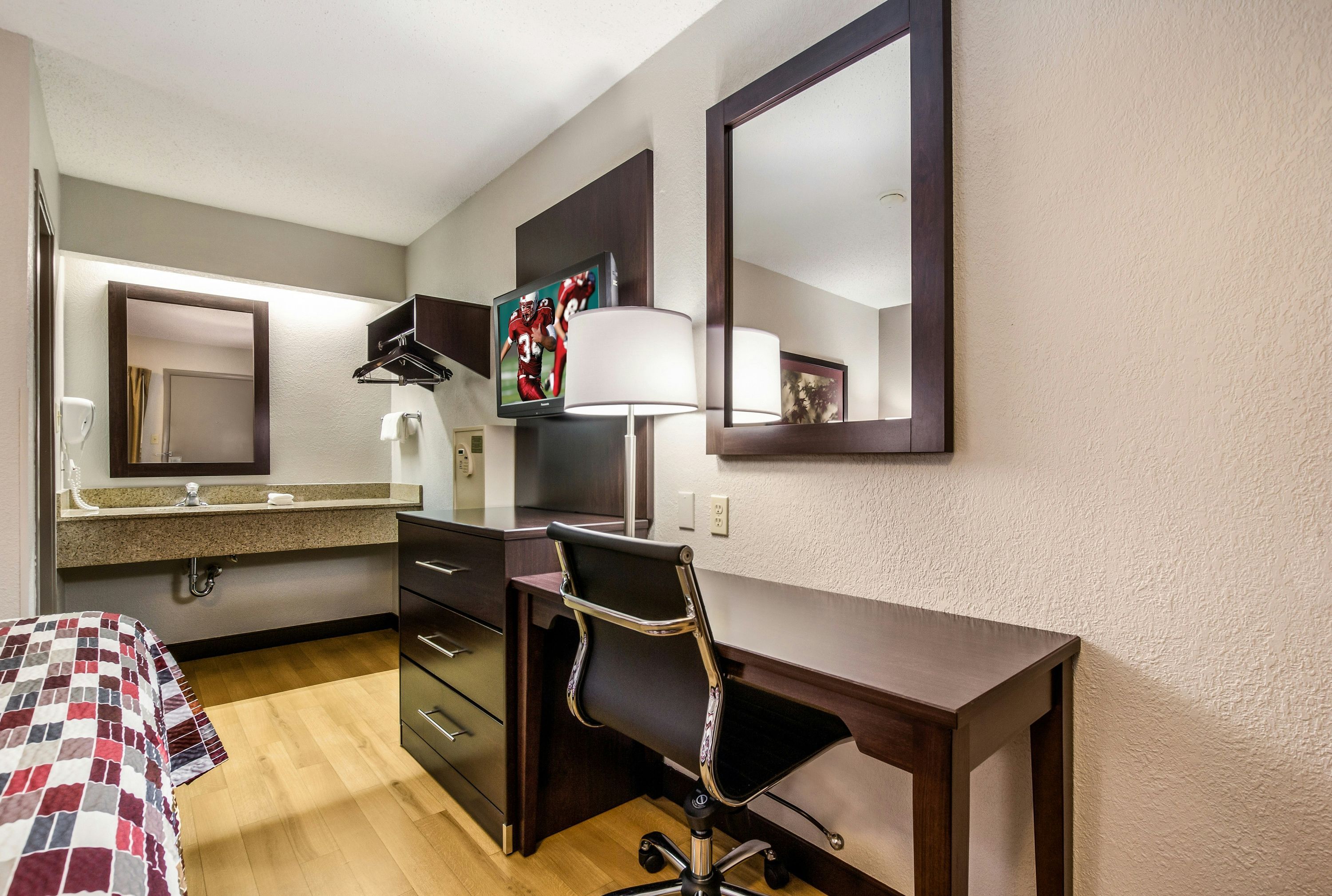 Room amenity