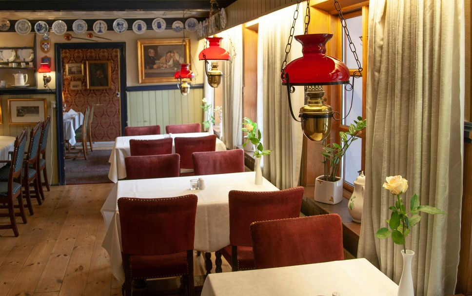 Restaurant Photo