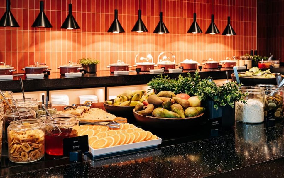 Buffet Photo