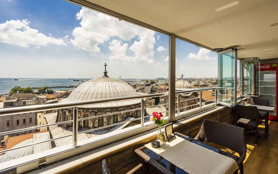 Balcony Photo