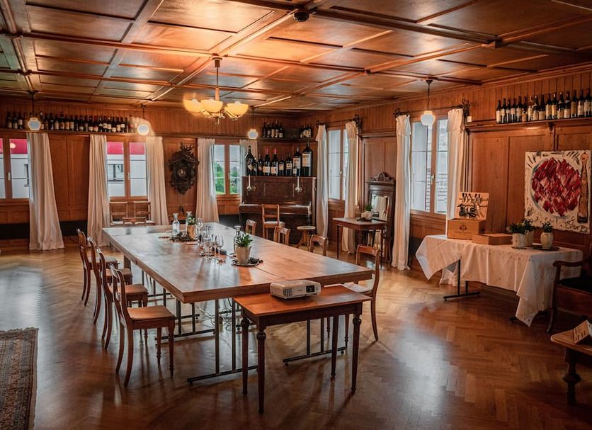 Restaurant Photo