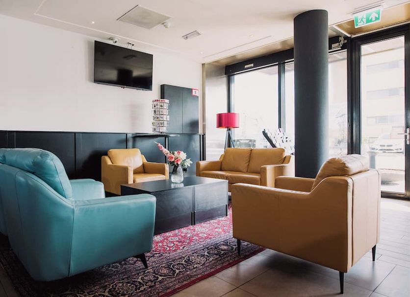 Lounge Photo
