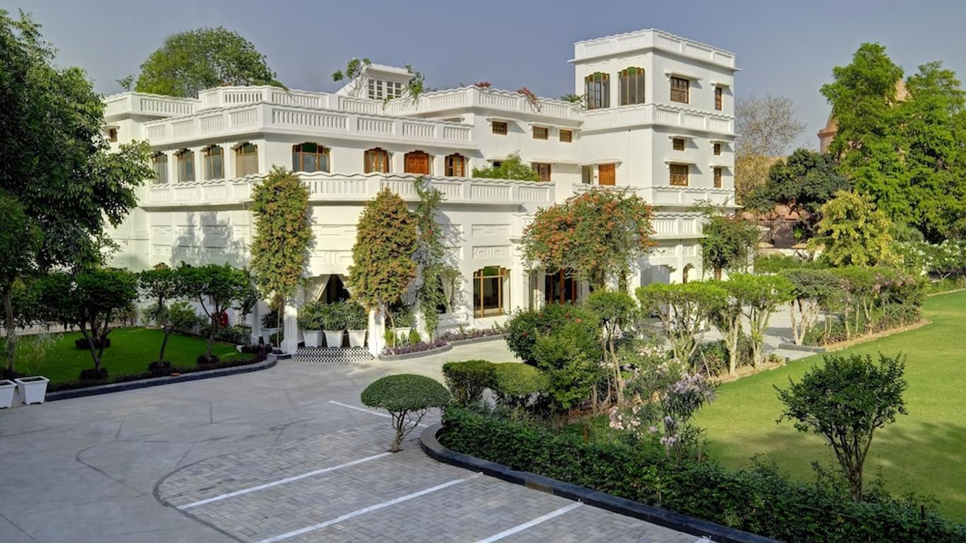 Saraca Hotel Lucknow