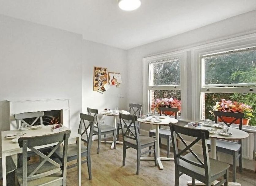 Dining room Photo