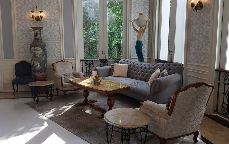Lounge Photo