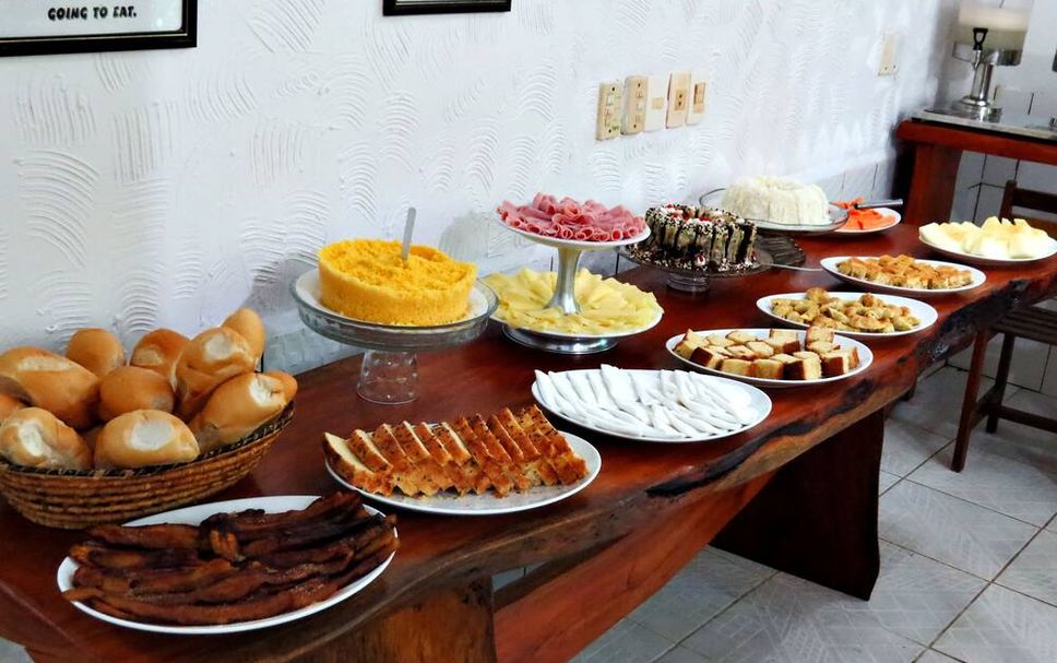 Buffet Photo