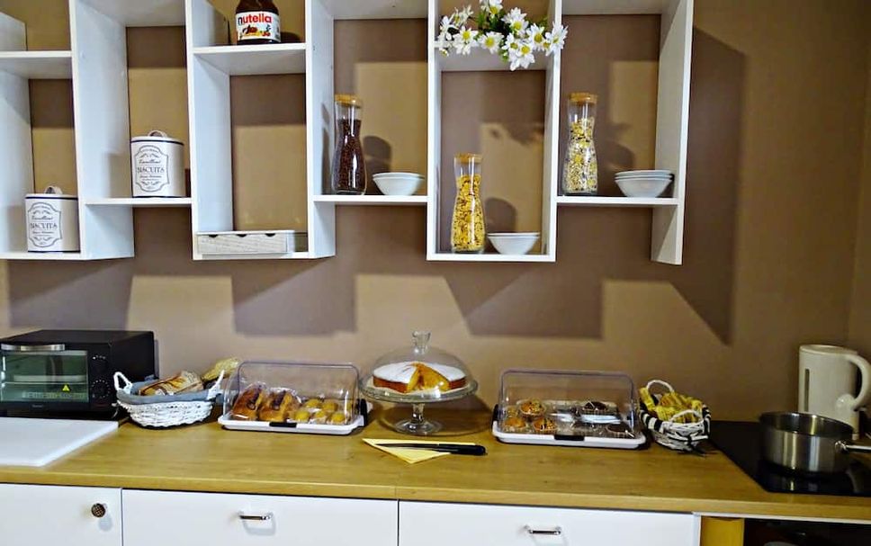 Buffet Photo