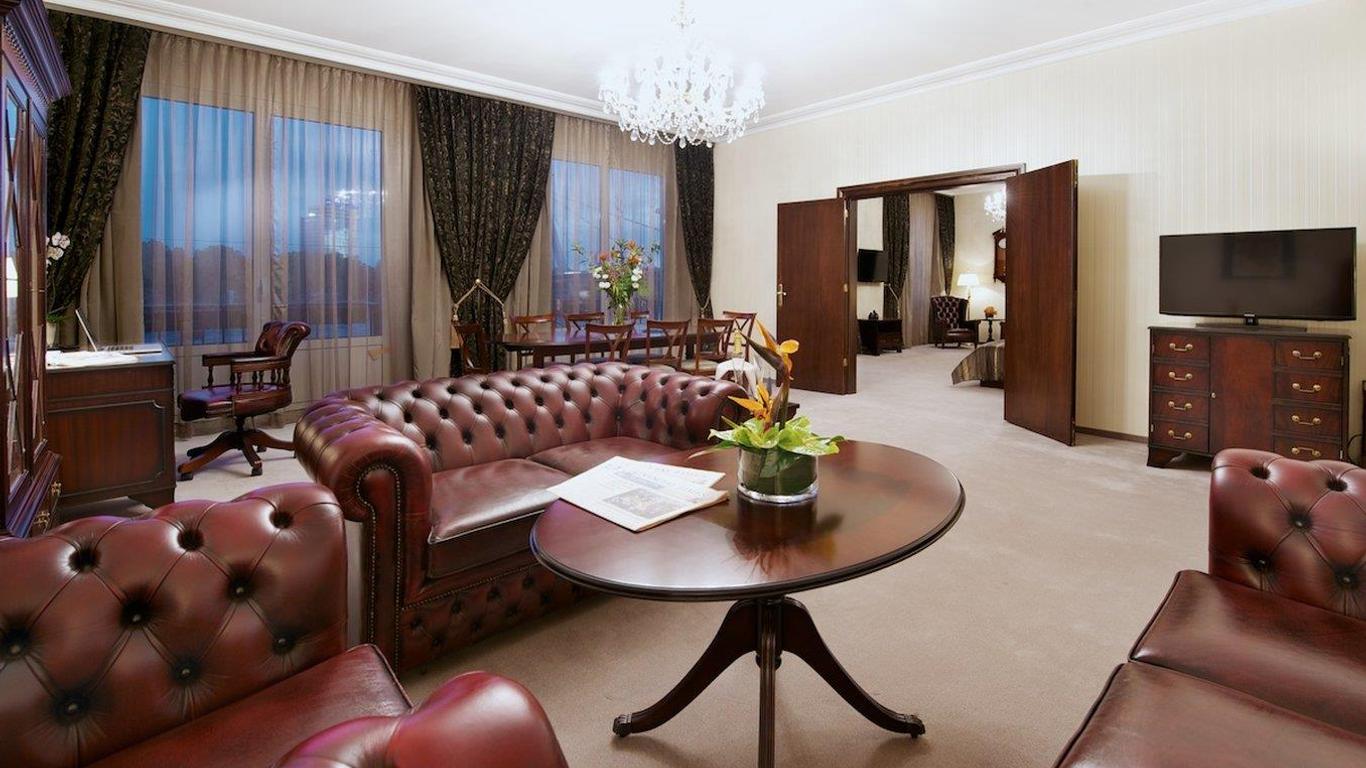 Devin Hotel