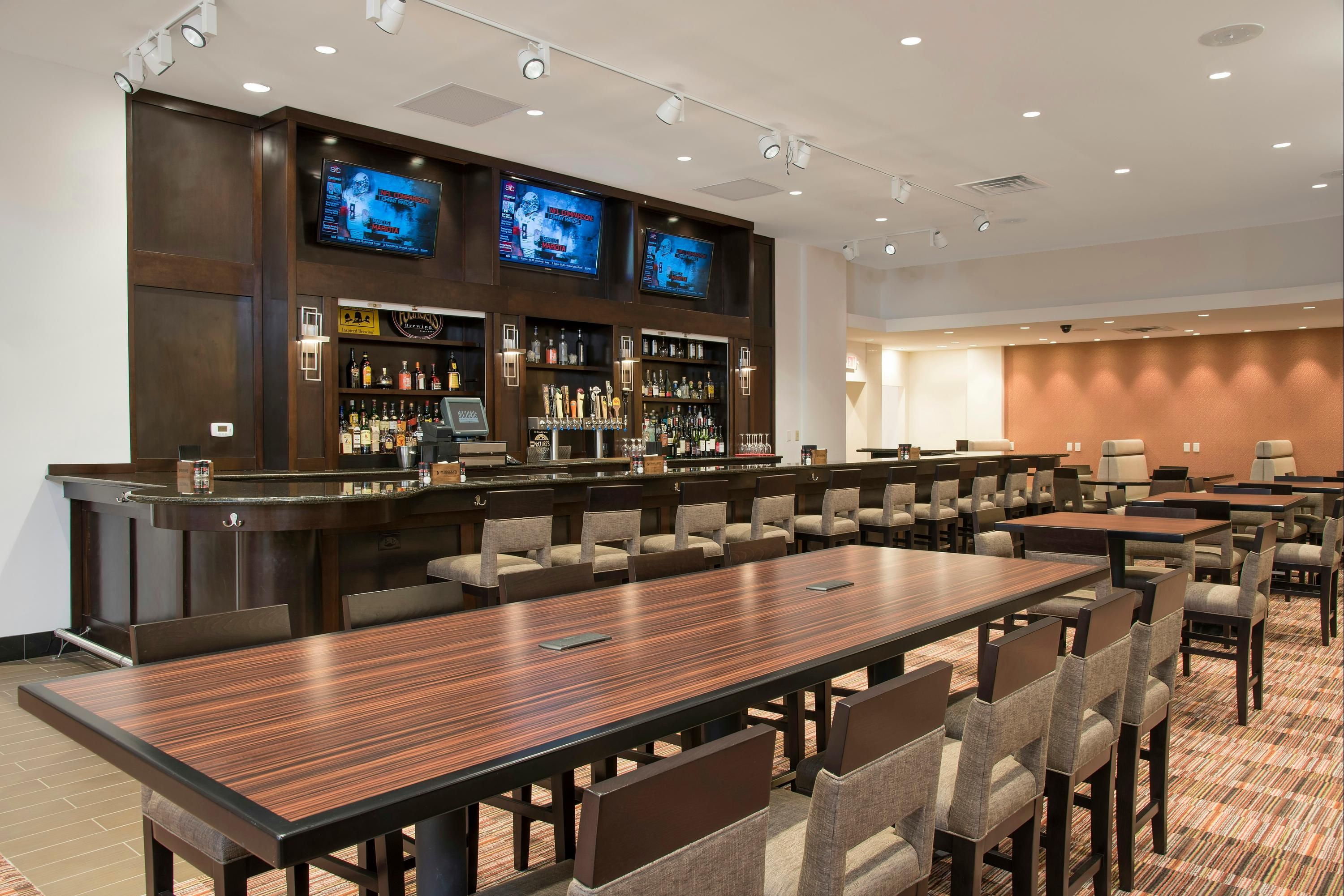 Bar Photo