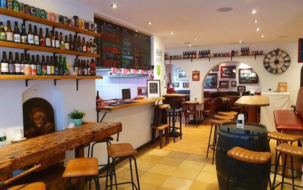 Bar Photo