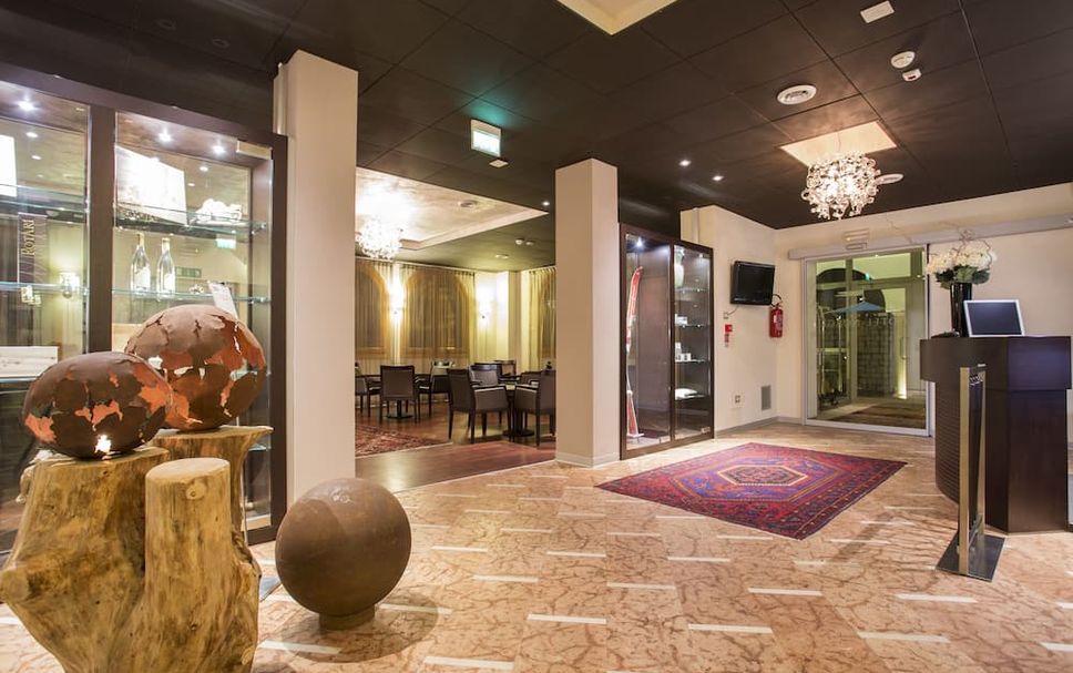 Lobby Photo