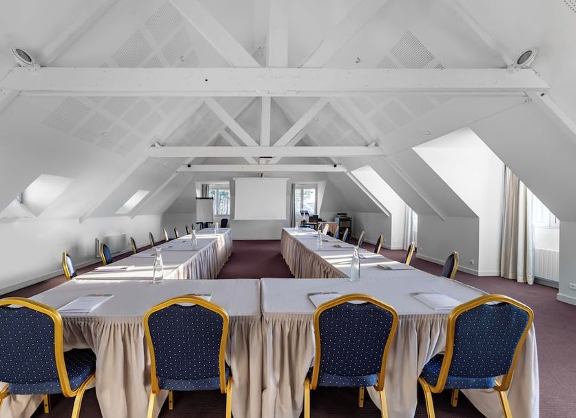 Conference room Photo