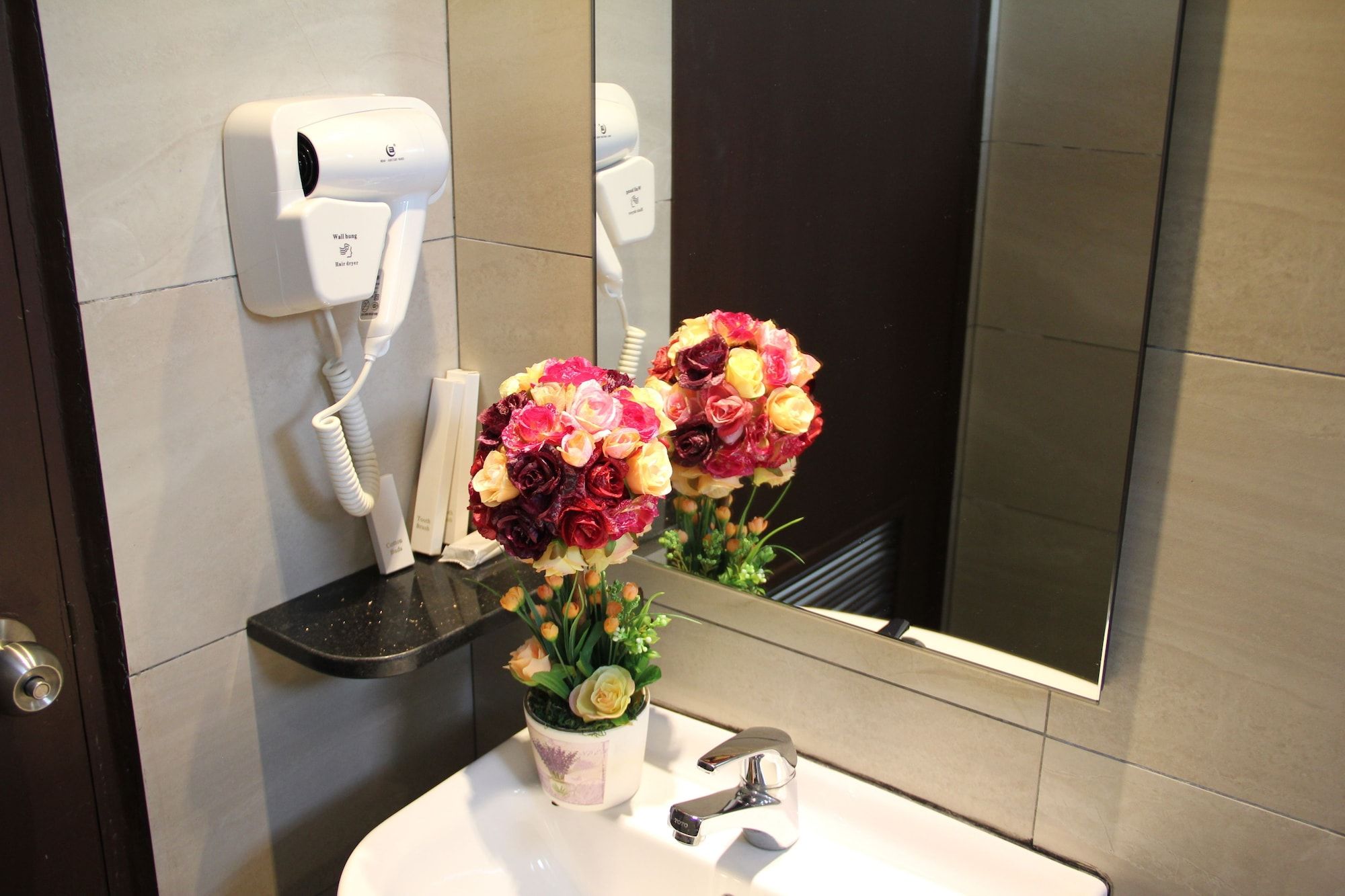 Room amenity