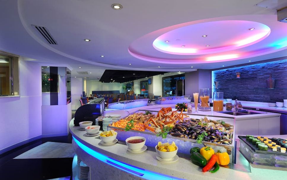 Buffet Photo