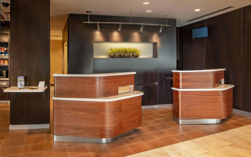 Front desk Photo